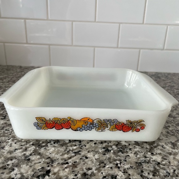 Vintage Anchor Hocking Fire King Square Milk Glass 1970s Dish Fruit Harvest - Picture 2 of 9